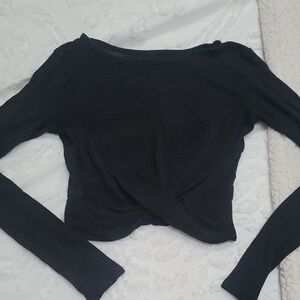 ALO Yoga Cropped Black Twist Front Long Sleeve Top Small S